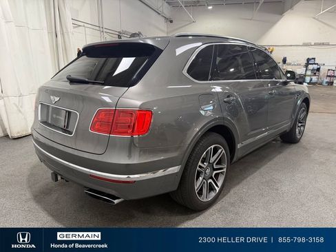 Used 2018 Bentley Bentayga AWD/4WD image 8