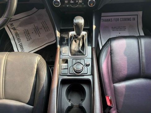 Used 2018 MAZDA MAZDA3 Touring FWD image 23