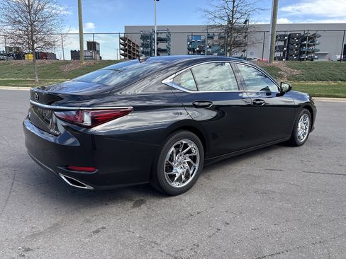 Used 2021 Lexus ES 350 w/ Premium Package image 9