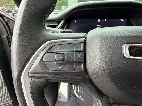 Used 2024 Jeep Grand Cherokee Laredo w/ Luxury Tech Group I AWD/4WD image 27