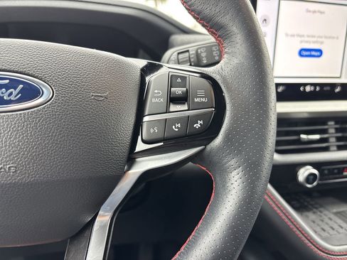 Certified 2025 Ford Explorer ST-Line w/ Premium Package image 27