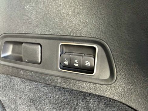 Used 2024 Mercedes-Benz GLS 580 GLS 580 image 43