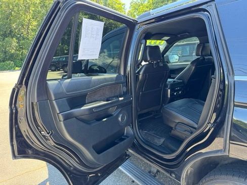 Used 2020 Ford Expedition Limited RWD image 14