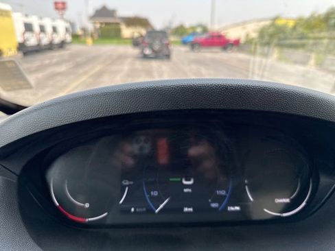 Used 2024 RAM ProMaster 3500 w/ Delivery Van Package image 27