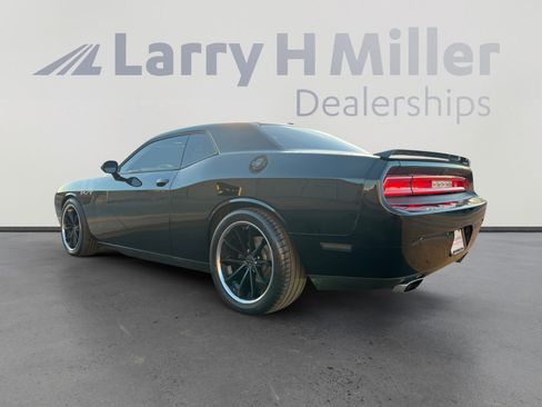 Used 2013 Dodge Challenger R/T Plus image 3