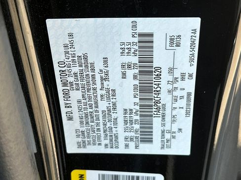 Used 2024 Ford Mustang GT Premium image 28