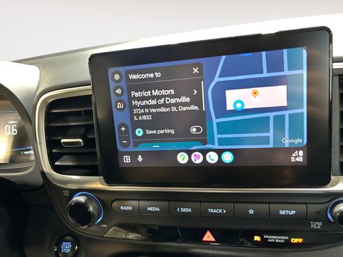 New 2025 Hyundai Venue SEL image 16