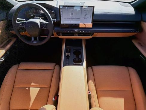New 2026 Lexus ES 350e w/ Cold Area Package FWD image 16