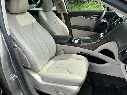 Used 2018 Lincoln MKX Reserve w/ Lincoln MKX Climate Package AWD/4WD image 24