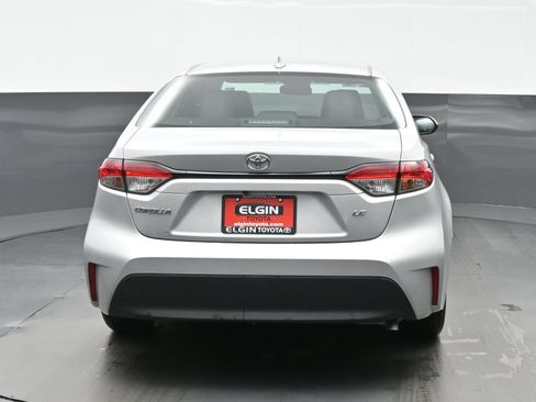 Used 2024 Toyota Corolla LE FWD image 5