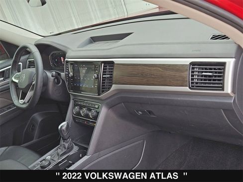 Used 2022 Volkswagen Atlas SE image 34