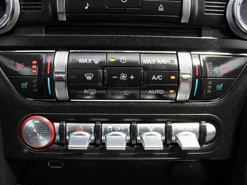 Used 2018 Ford Mustang Premium RWD image 22
