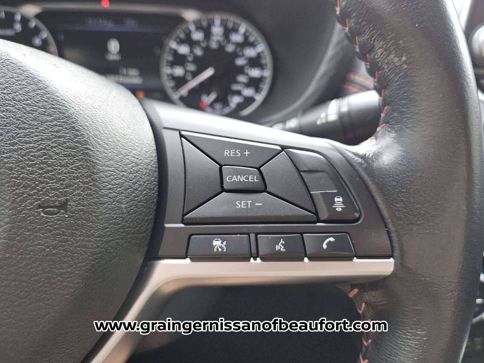 Used 2022 Nissan Sentra SR w/ Midnight Edition FWD image 13