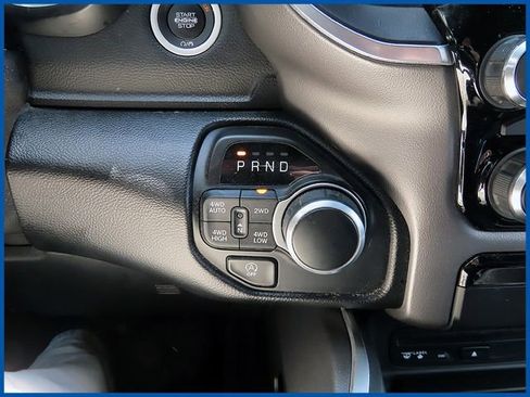 Certified 2019 RAM 1500 Big Horn AWD/4WD image 17