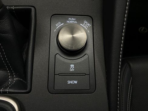 Used 2015 Lexus RC 350 AWD w/ Navigation System Package image 27