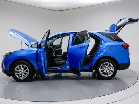 Used 2024 Chevrolet Equinox LT FWD image 19