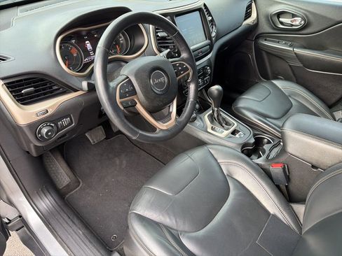 Used 2016 Jeep Cherokee Limited image 30