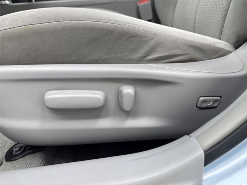 Used 2009 Toyota Camry LE FWD image 13