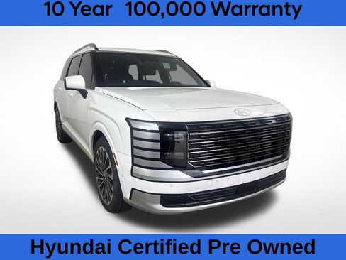 Used 2026 Hyundai Palisade Calligraphy FWD image 2