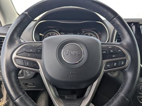 Used 2021 Jeep Cherokee Limited AWD/4WD image 17