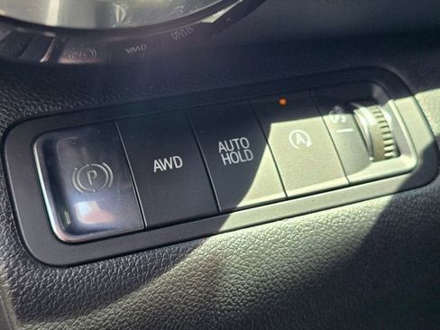 Used 2025 Chevrolet Equinox LT AWD/4WD image 19