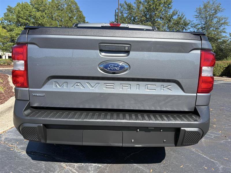 Used 2023 Ford Maverick XL FWD image 10