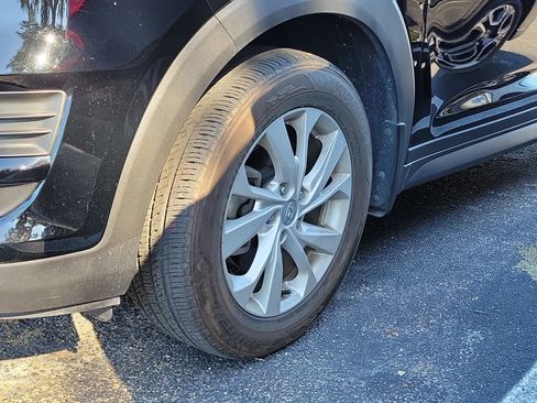 Used 2019 Hyundai Tucson SE image 4