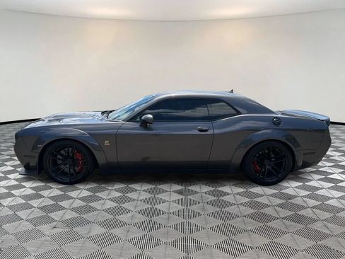 Used 2020 Dodge Challenger R/T Scat Pack RWD image 4