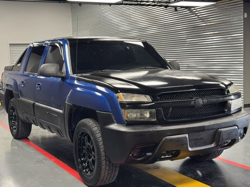 Used 2003 Chevrolet Avalanche 2WD image 7