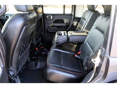 Used 2021 Jeep Wrangler Unlimited Rubicon AWD/4WD image 25