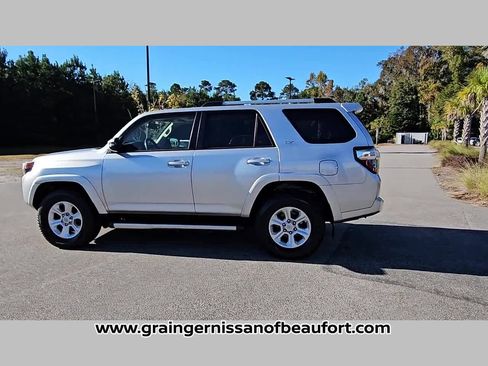 Used 2019 Toyota 4Runner SR5 Premium image 25
