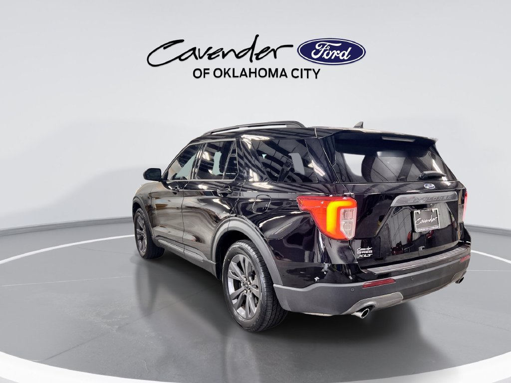Certified 2023 Ford Explorer XLT w/ Equipment Group 202A RWD image 6