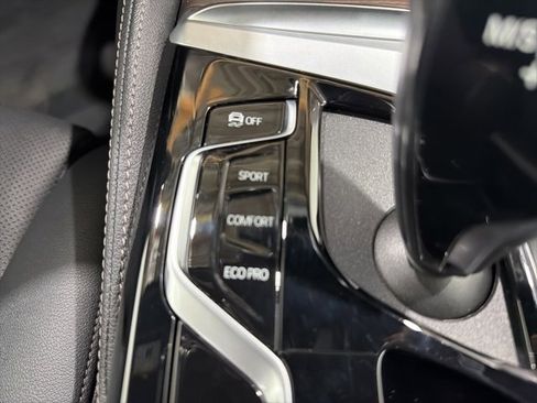 Certified 2023 BMW 540i xDrive w/ M Sport Package image 38