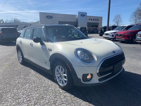 Used 2017 MINI Cooper Clubman ALL4 image 2