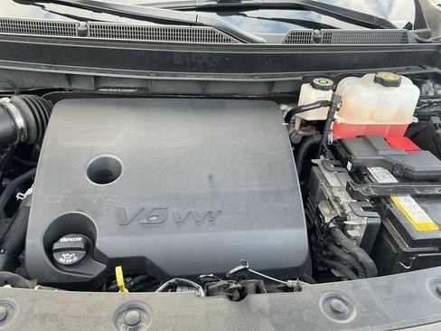 Used 2022 Buick Enclave Essence w/ Experience Buick Package image 57