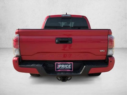 Used 2021 Toyota Tacoma TRD Sport w/ Technology Package AWD/4WD image 7