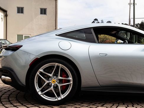 Certified 2023 Ferrari Roma RWD image 17