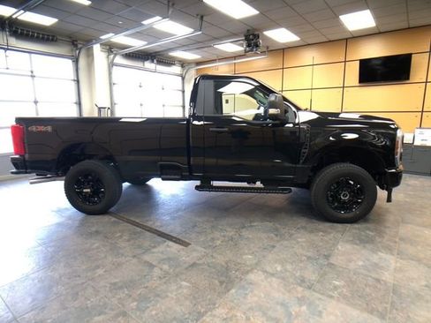 Used 2026 Ford F250 XL w/ STX Appearance Package image 8
