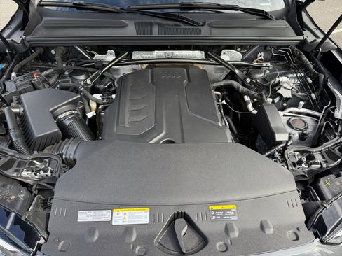 Certified 2025 Audi Q5 Premium Plus image 38