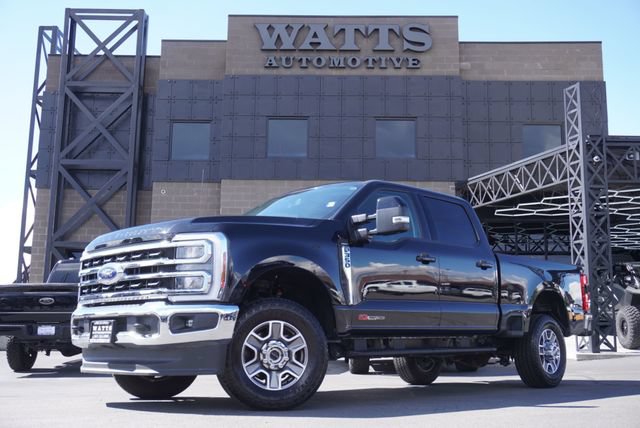 Used 2025 Ford F350 Lariat w/ Camper Package AWD/4WD image 3