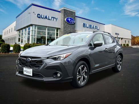 Used 2025 Subaru Crosstrek 2.5i Premium AWD/4WD image 1