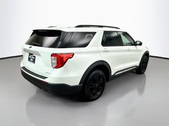 Used 2022 Ford Explorer XLT AWD/4WD image 7