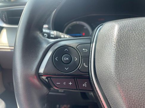 Used 2023 Toyota Venza XLE AWD/4WD image 23