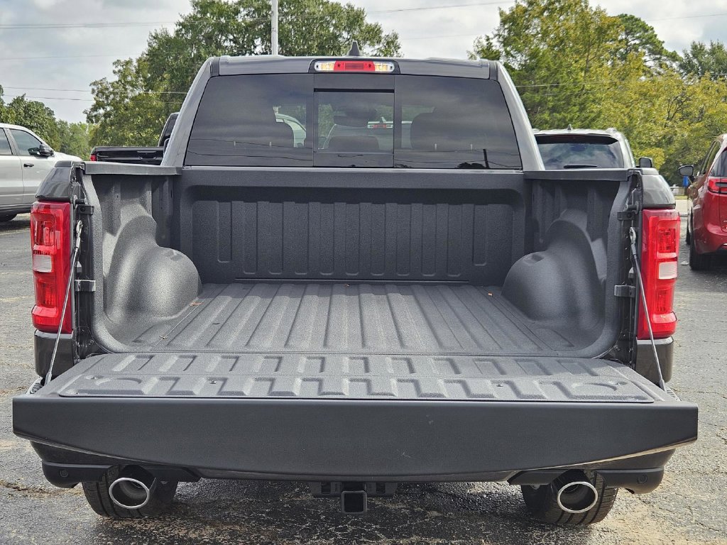Used 2026 RAM 1500 4x4 Crew Cab image 44