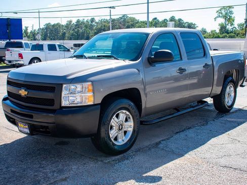 Used 2013 Chevrolet Silverado 1500 W/T w/ Skid Plate Package image 2