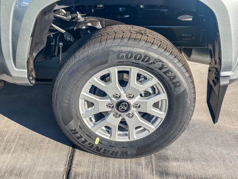 New 2026 Toyota Tacoma SR5 AWD/4WD image 12