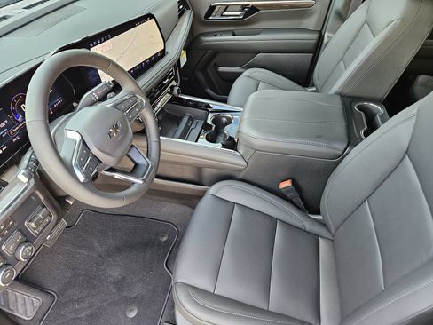 New 2026 Chevrolet Tahoe Z71 w/ Comfort Package AWD/4WD image 15