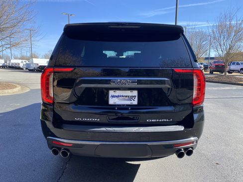 Used 2023 GMC Yukon Denali Ultimate image 8