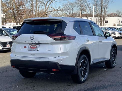 New 2026 Nissan Rogue SV w/ Cold Weather Package image 5