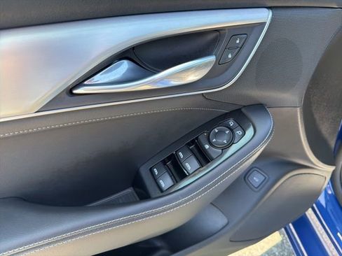 Used 2021 Cadillac CT5 Luxury w/ Cold Weather Package image 12